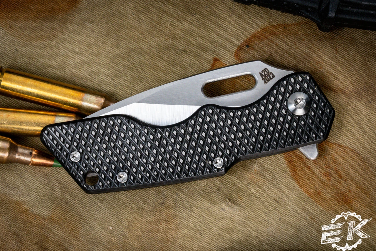 A2D Attn2Detail Mercantile Mark 1 Small Titanium Flat Barbell 2.75" Hissatsu 4 A2D Attn2Detail Mercantile Mark 1 Small Titanium Flat Barbell 2.75" Hissatsu - Image 2