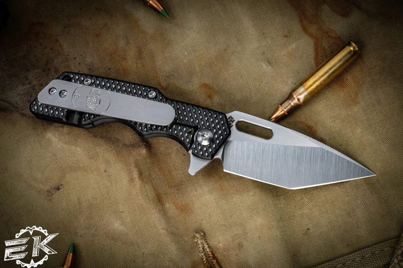 A2D Attn2Detail Mercantile Mark 1 Small Titanium Flat Barbell 2.75" Hissatsu 6 A2D Attn2Detail Mercantile Mark 1 Small Titanium Flat Barbell 2.75" Hissatsu - Image 4