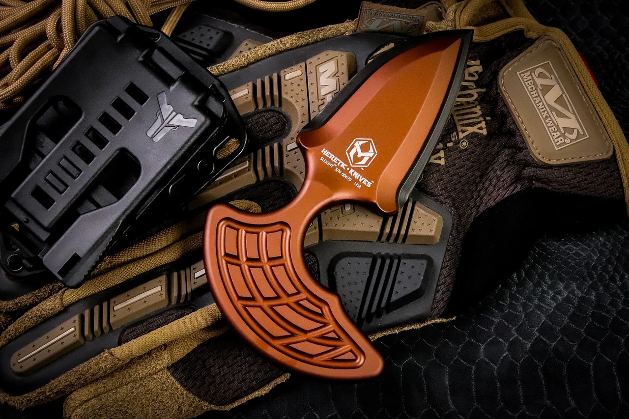 Heretic Knives Sleight Bronze Modular Push Dagger Knife DLC Tactical 2.63" Double-Edge H050-6A-BRZ 3 Heretic Knives Sleight Bronze Modular Push Dagger Knife DLC Tactical 2.63" Double-Edge H050-6A-BRZ