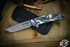 Benchmade Oeser "Tengu" Knife/Tool Combo Marble Carbon Fiber Flipper Knife 2.8" Tanto Damasteel 601-211 (Preowned)