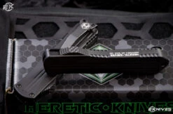 Heretic Knives Manticore E Black OTF Automatic Knife 3" Recurve Battleworn Black H029-8A -Best Knifes Shop img 5536 edit 95319.1636501627.386.513 12763.1644858792.386.513 61063.1651586927